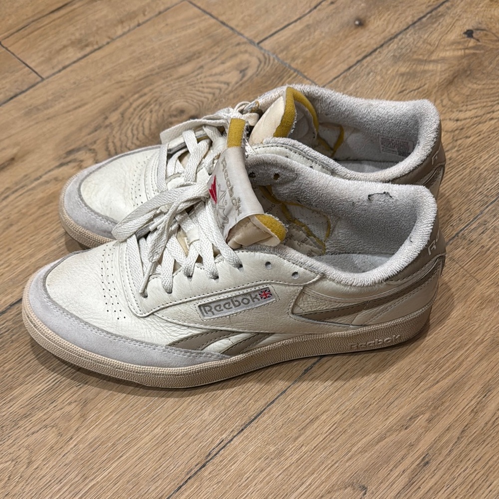 Reebok Cream and Yellow Casual Sneakers